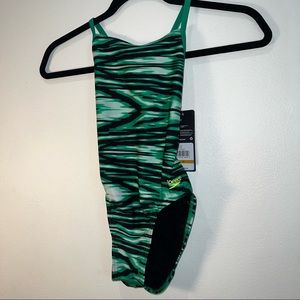NWT Speedo Women Competitive Fit Racing Suit size 24